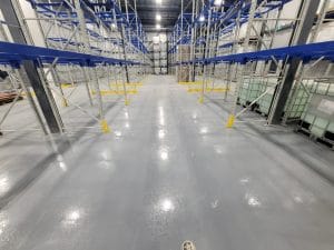Industrial Commercial Solid Grey Epoxy Floor High Resistance Anti-Slip General Contractor Professional Services Revêtement de sol époxy gris massif industriel et commercial, haute résistance, antidérapant, pour entrepreneur général, services professionnels Blainville Laval Boisbriand Terrebonne Montreal